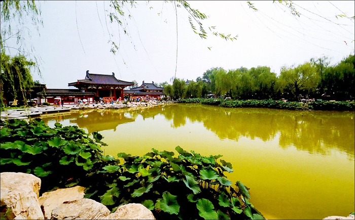 Huaqing Hot Spring