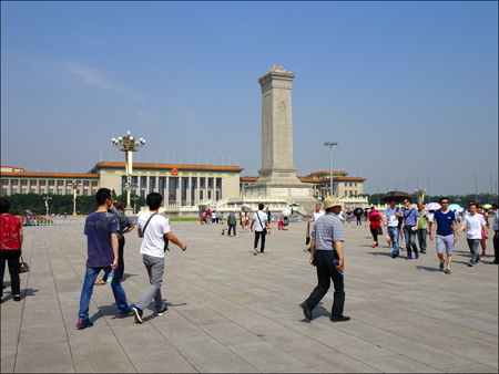 Monument to the People's Heroes in front of Mao Zedong's Mausoleum