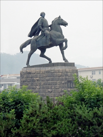 Statue of Li Zicheng