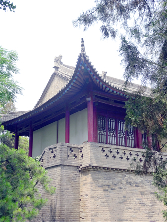 Building at the Small Wild Goose Pagoda Garden