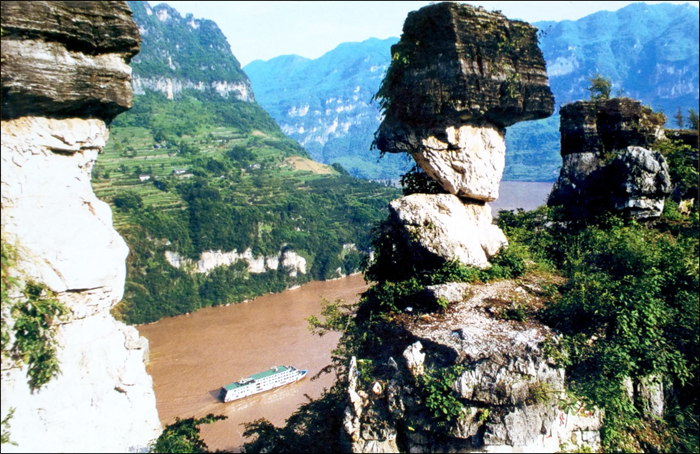 Shadow Play Gorge