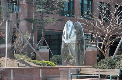 Sculpture in Seoul