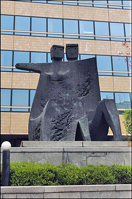 Sculpture in Seoul